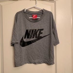 💋 SALE ! Nike Cropped T-Shirt
